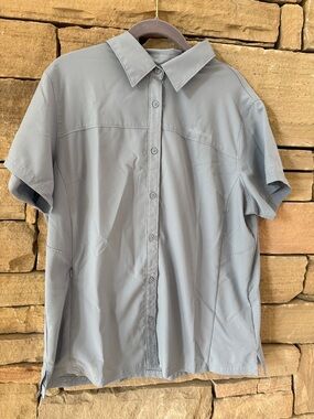Columbia Short Sleeve Sun Shirt - Light Grey Omni Sun Protection, Hiking, Beach